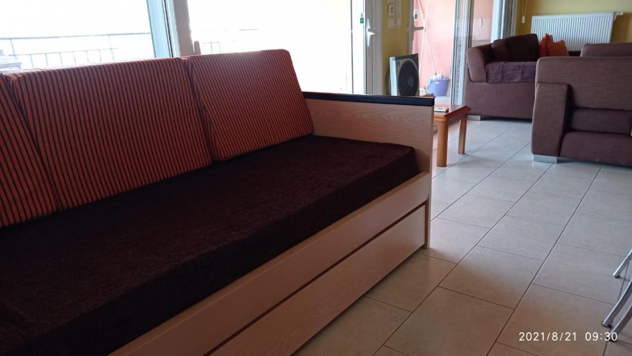 Ruby'S House Apartman Chalkís Kültér fotó
